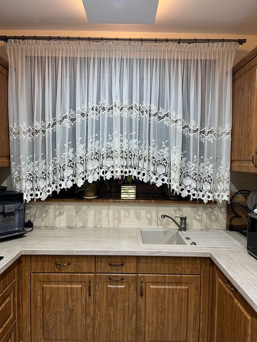 Firaneczka ecru z gipiurą