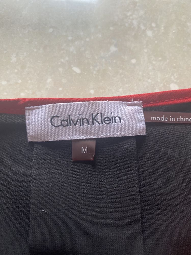 Calvin Klein bluzka damska elegancka M lejący materiał