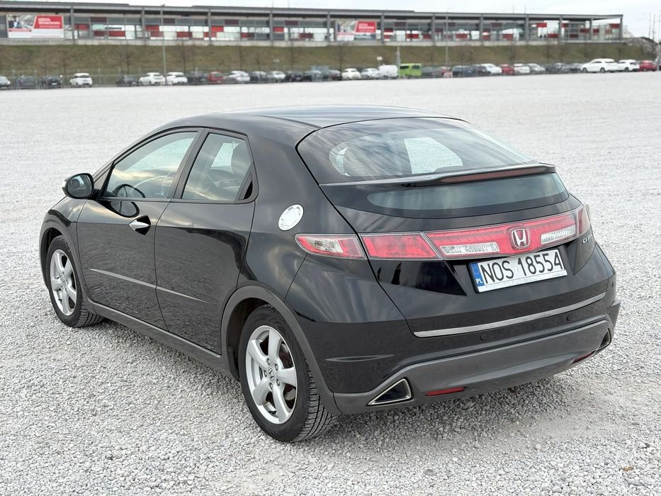 Honda Civic Honda Civic VIII UFO 1.4 100km i-VTEC Sport