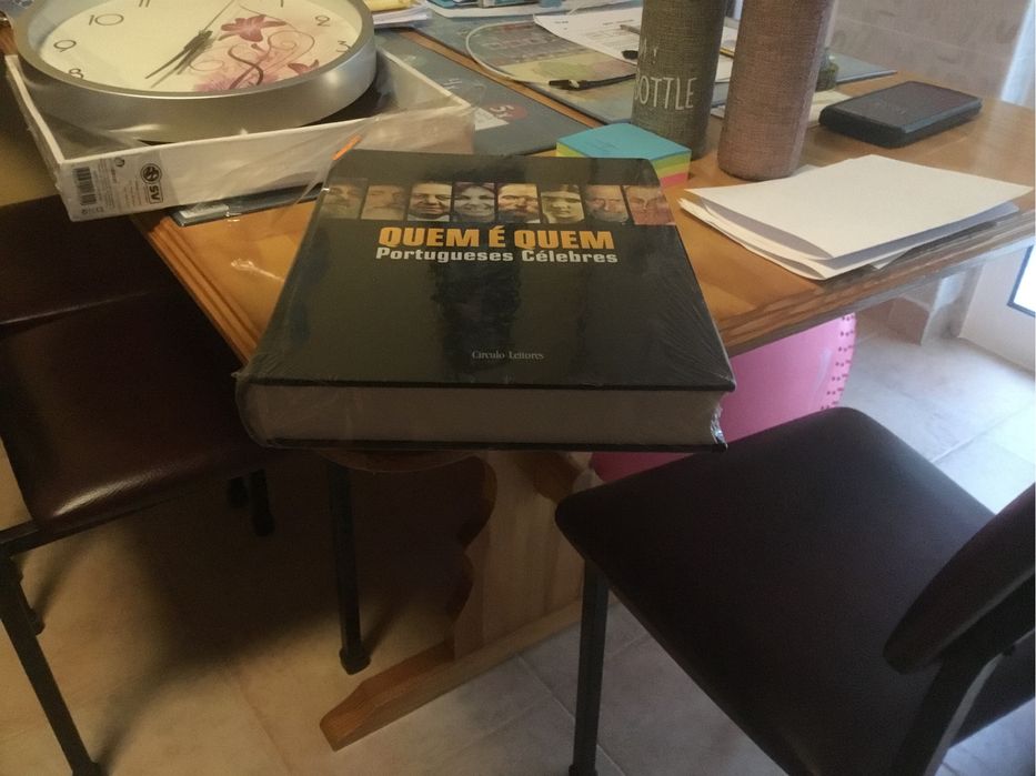 Livro sobre História. Vende-se ou troca-se.