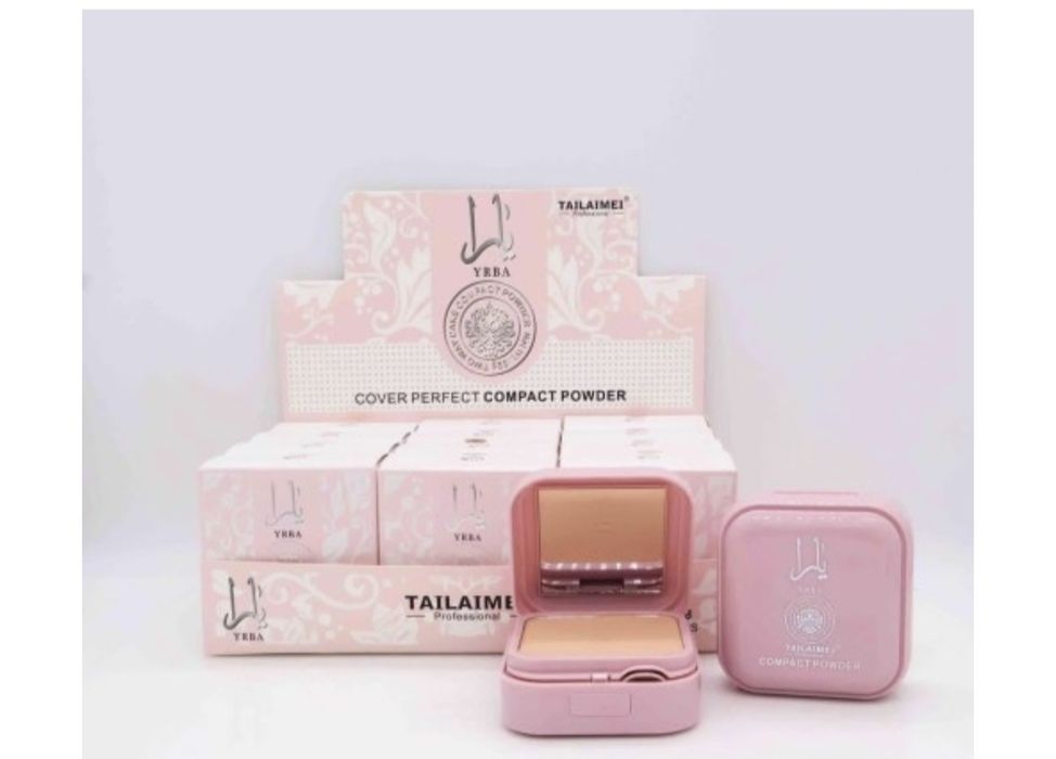 Latafa yara puder ,roświetlacz lusterko oraz gąbka  n