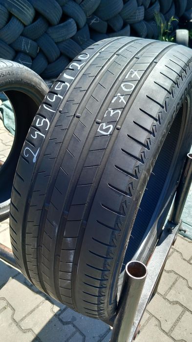 245/45/20 Bridgestone Alenza 001 H:BMW RSC 103W