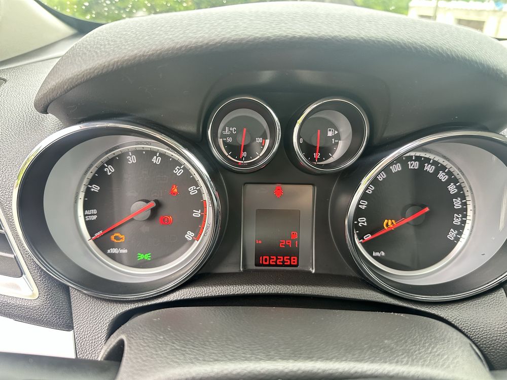 Opel mokka 2016r- niski przebieg