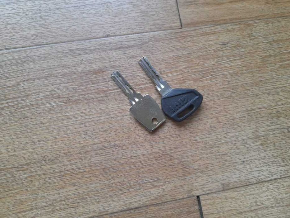 TOP CASE GIVI MONOKEY SYSTEM MAXIA 3 55 LITROS