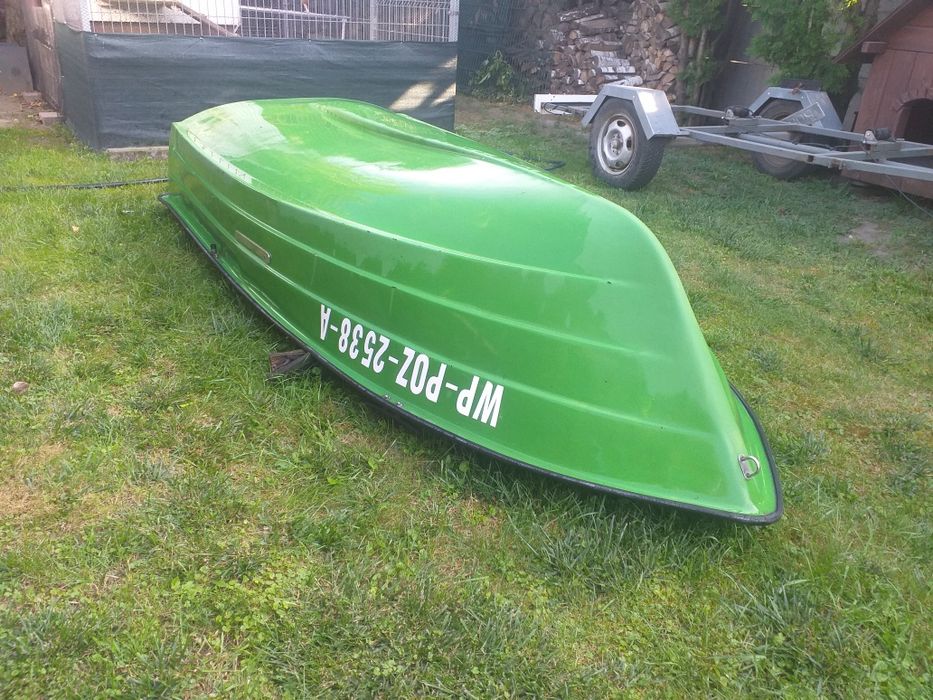 Łódka z przyczepką