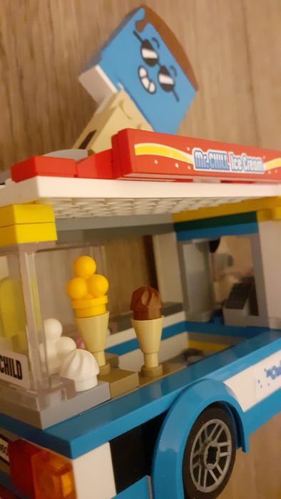 LEGO City "Фургон із морозивом" 60253