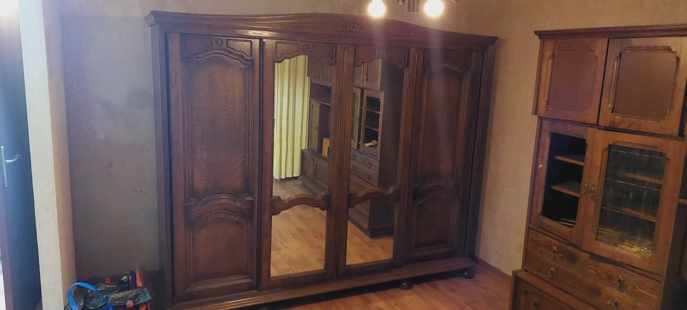 Szafa drewniana w bardzo dorbym stanie