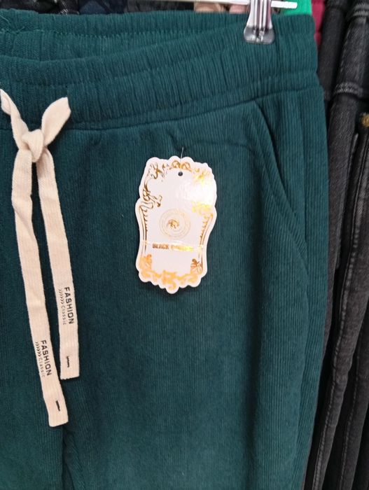 Брючки вельвет на меху Турция новые