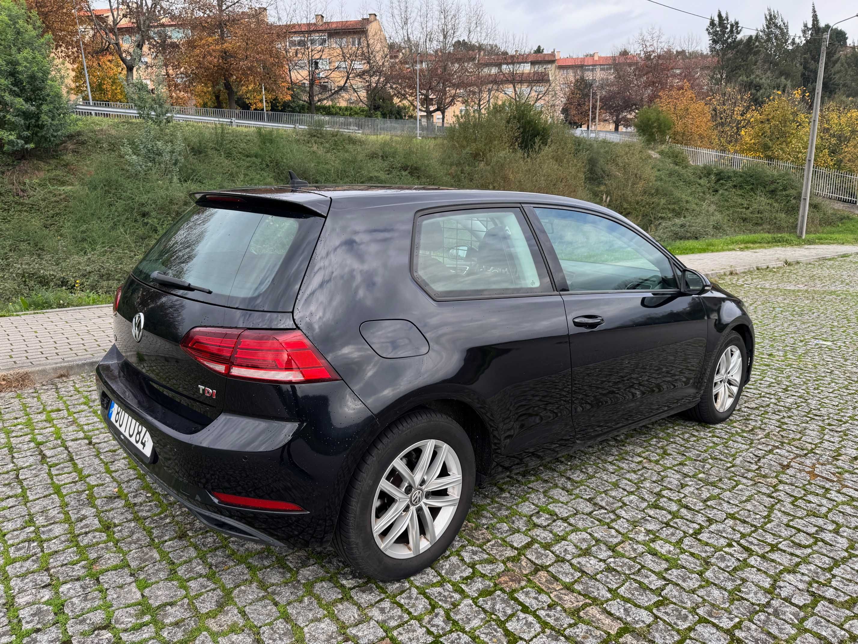 VW GOLF TDI 2 Lugares Nacional de 2017 – SELO BARATO!!!
10.999€