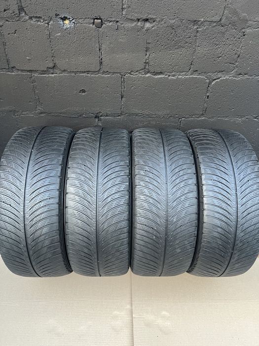 Шини р18 235/45 Michelin Pilot Alpin 5