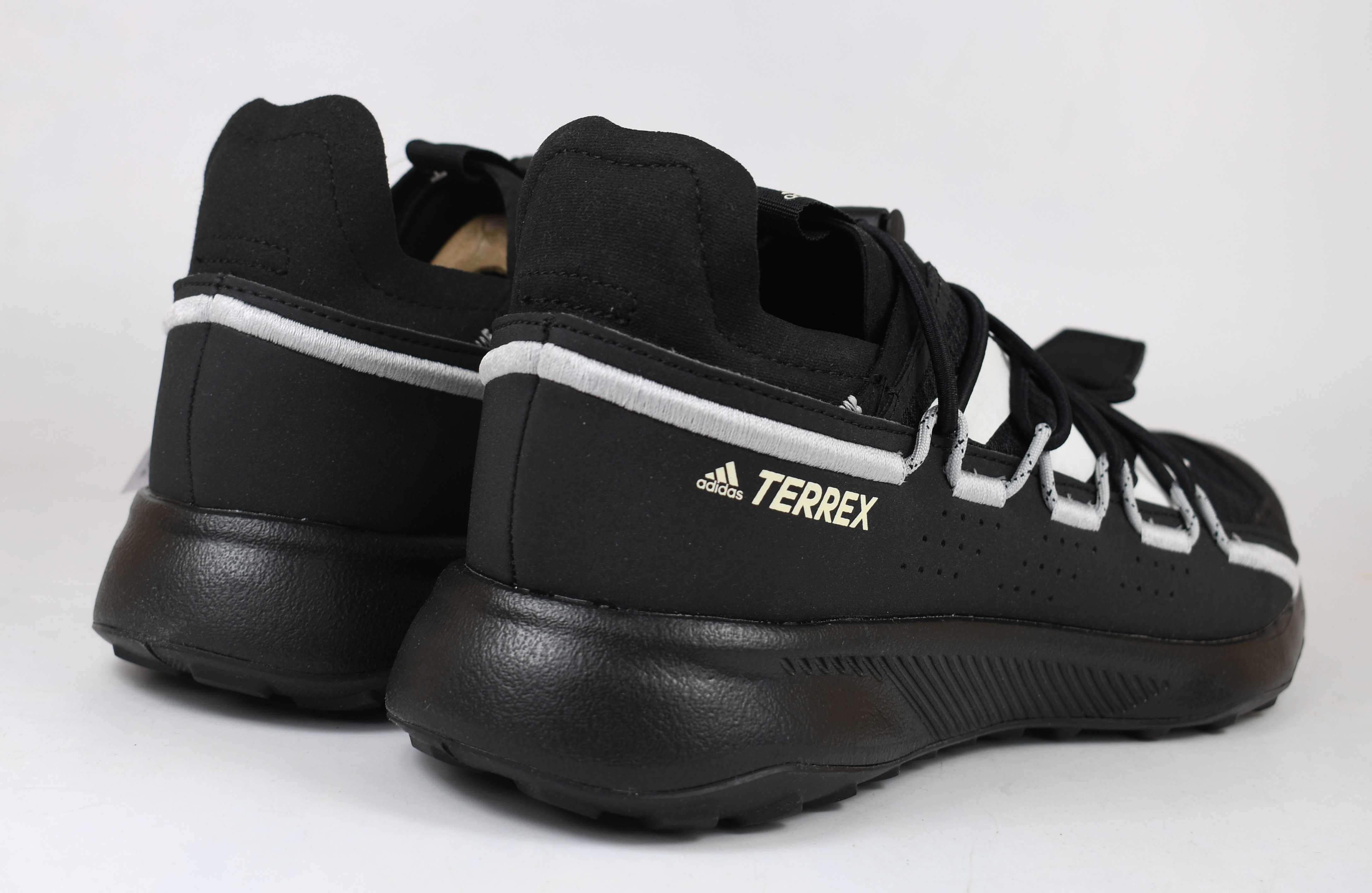 Nowe Adidas buty  TERREX VOYAGER 21 FZ2225 rozmiar 45 1/3