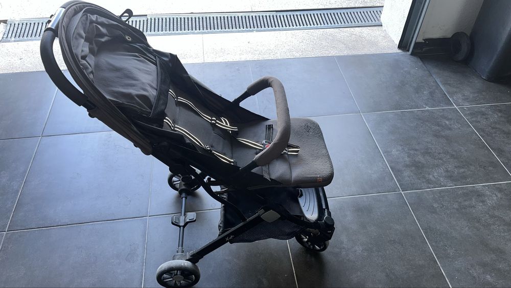 Carrinho de passeio Kubic.