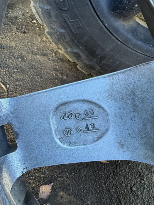 Диски T5 Титани легкосплавні 5*120 р18 шини 245/45/18