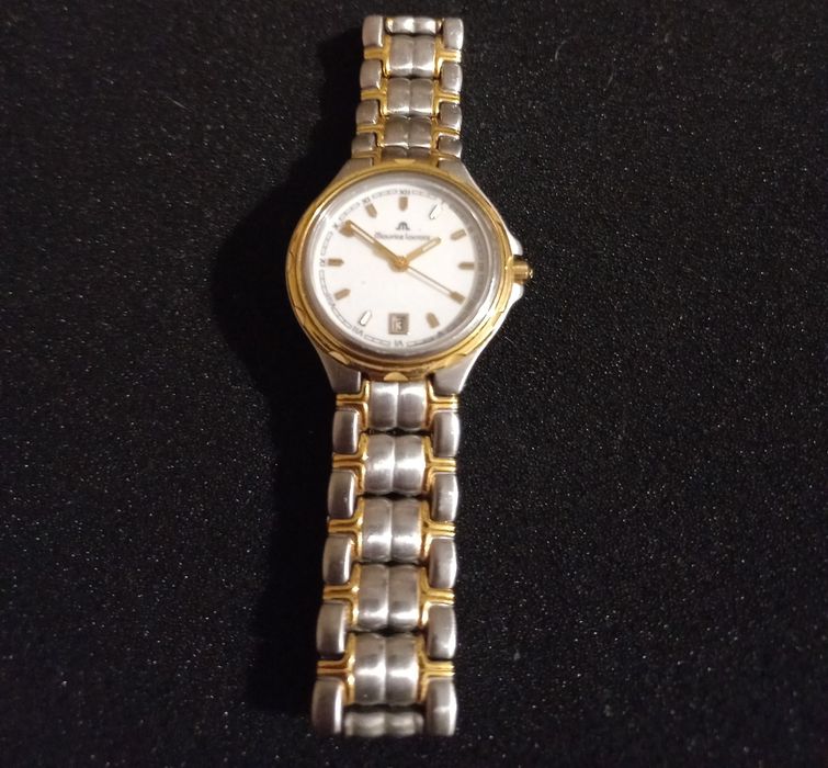 Жіночий годинник "maurice lacroix" aicon quartz