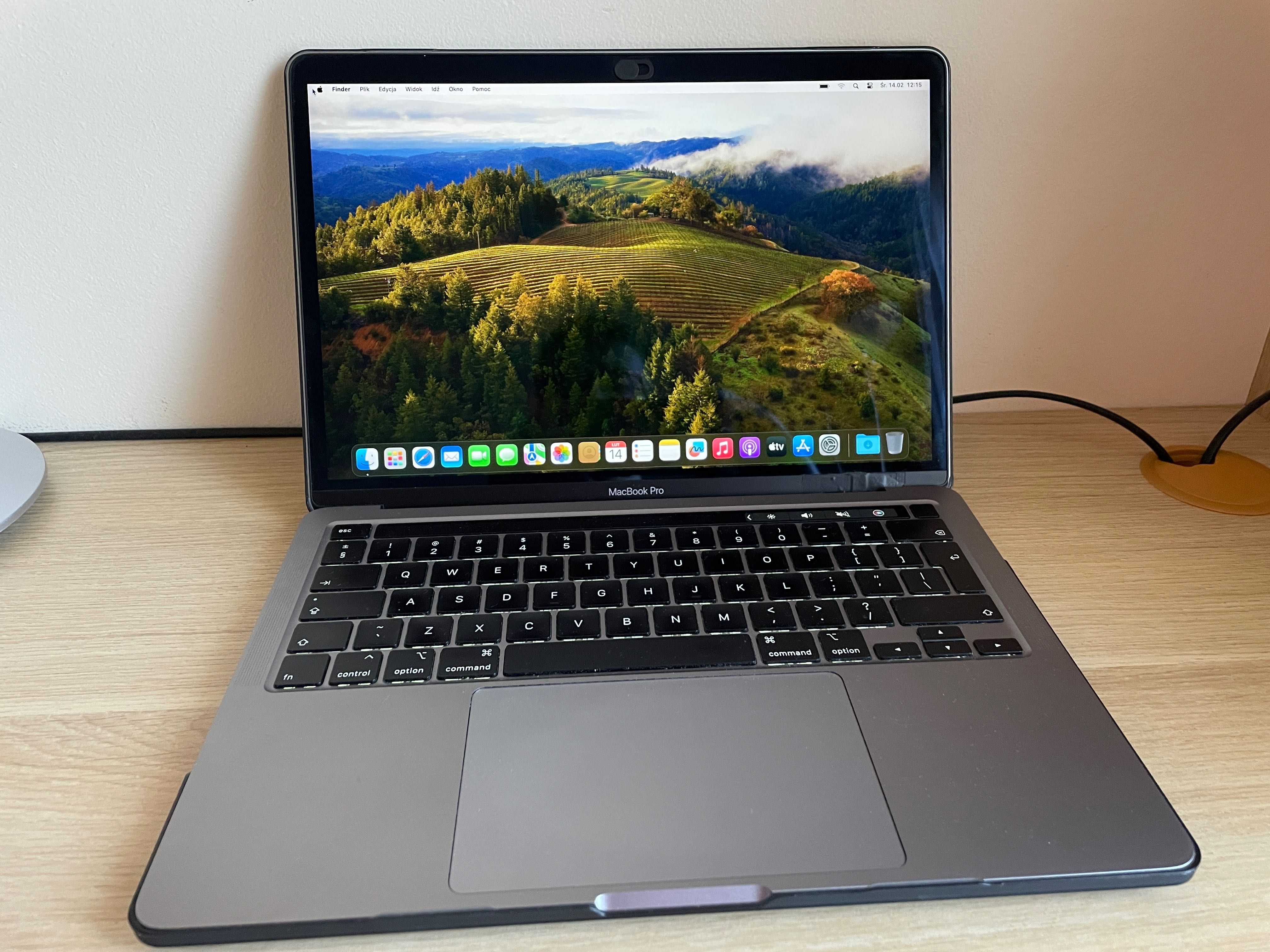 MacBook Pro 13" 2020, i7, 32GB RAM, 1TB SSD, Space