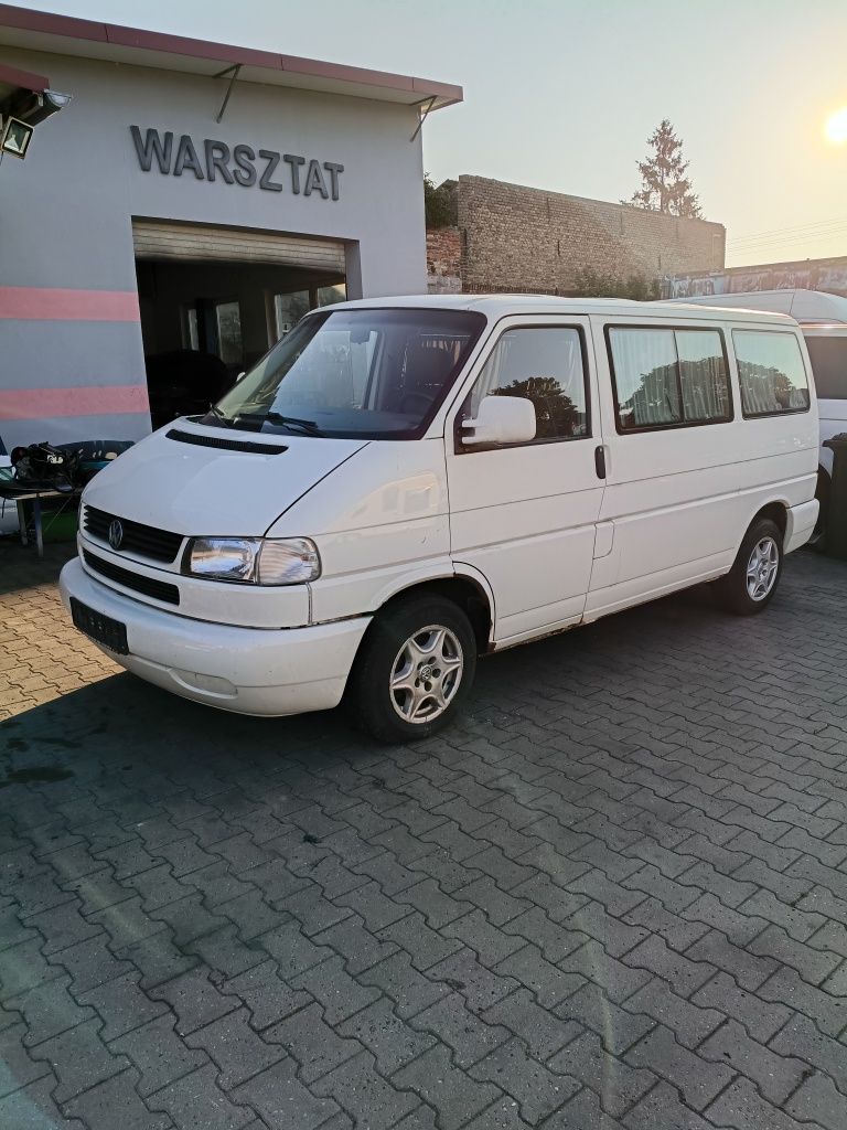 VW T4 multivan 2.0 b. Gaz