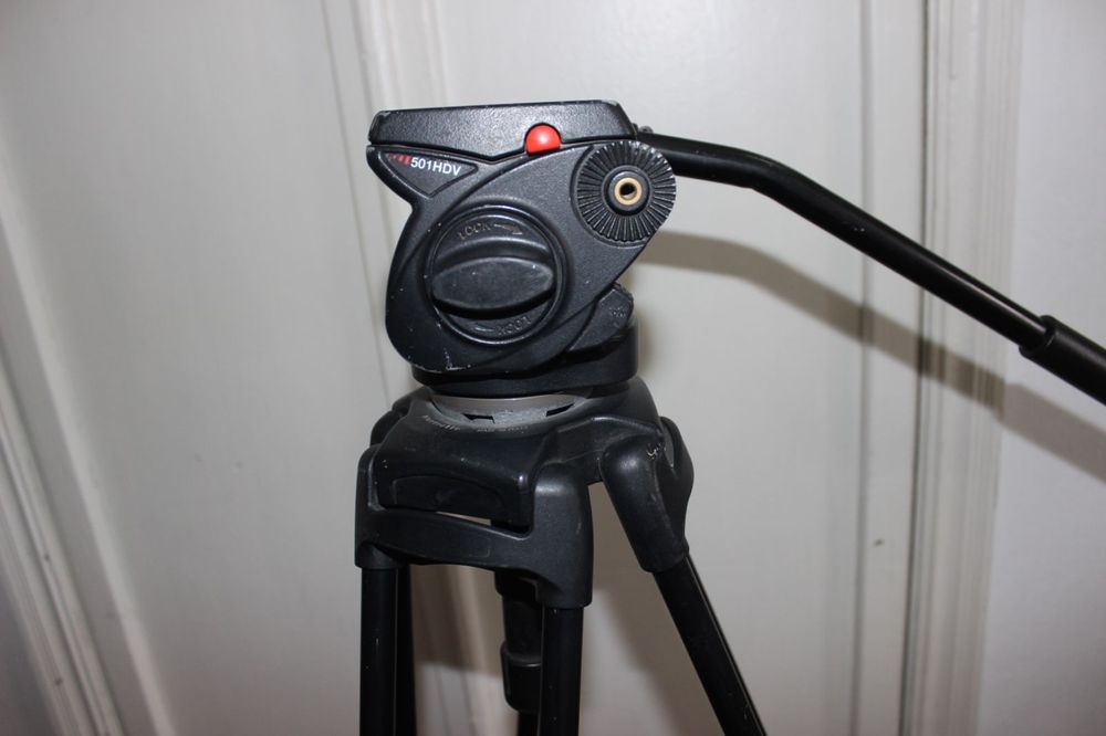 Штатив Manfrotto