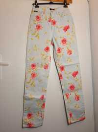Spodnie w kwiaty Votre Nom L 40 wysoki stan elastyczne srebrna nitka