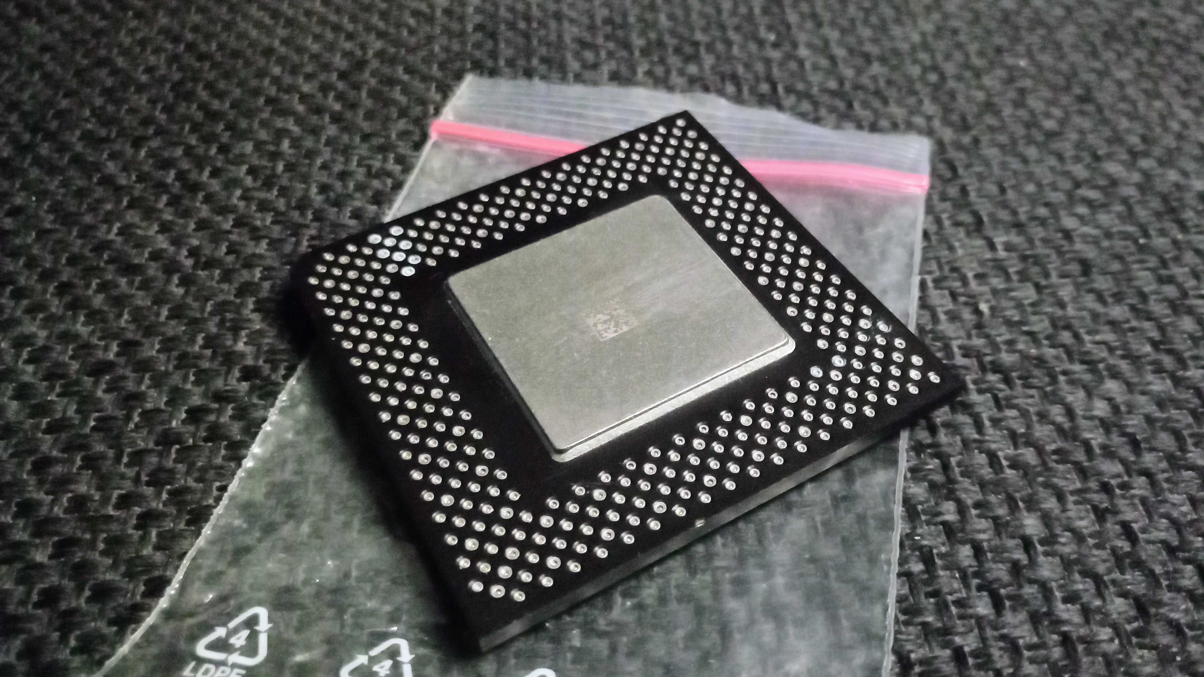 RETRO Procesor Intel Celeron 466 MHz SL3EH Socket 370
