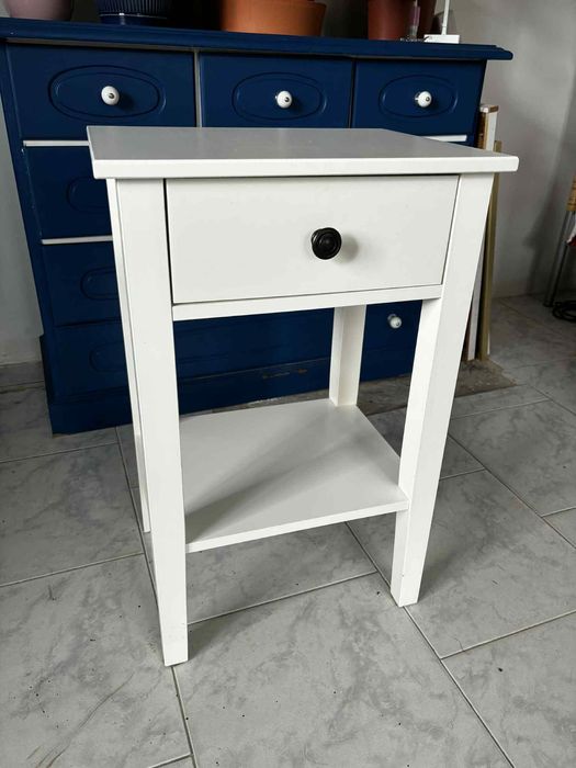 Szafka nocna, stolik nocny, nakastlik dwie sztuki