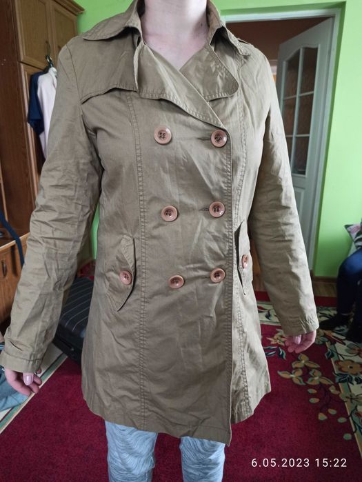 Cienki płaszcz prochowiec trencz 38 karmel
