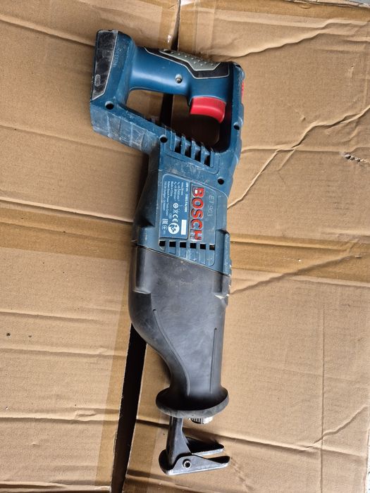 Lisica Bosch GSA 18v LI professional