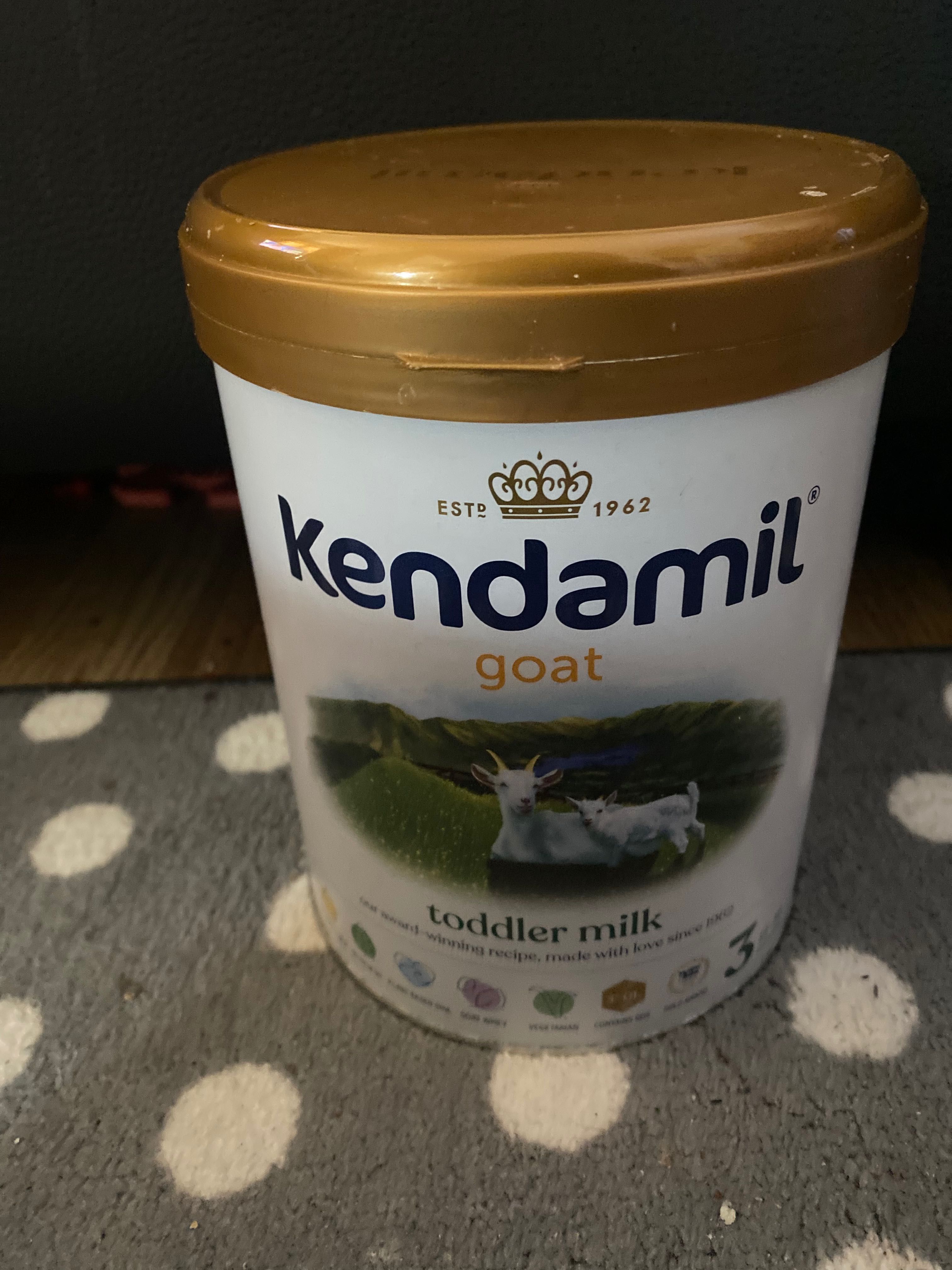 Новая козье молоко смесь суміш Kendamil goat 3 800 г