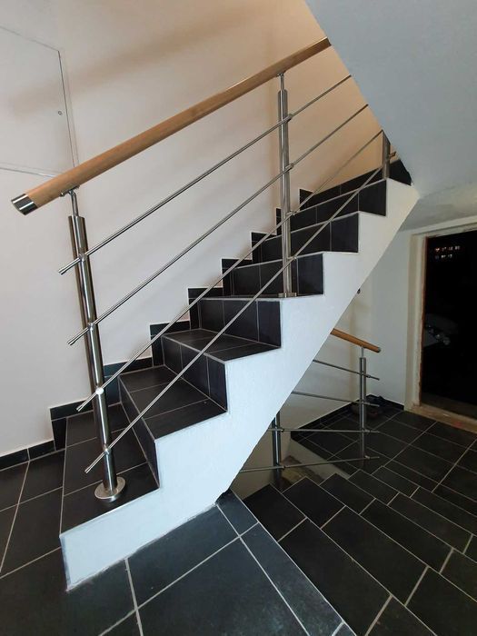 Balustrada nierdzewna balkonowa, tarasowa oraz schodowa