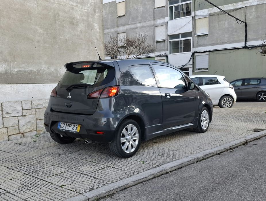 Mitsubishi colt CZ3 1.3 caixa automática/can automático