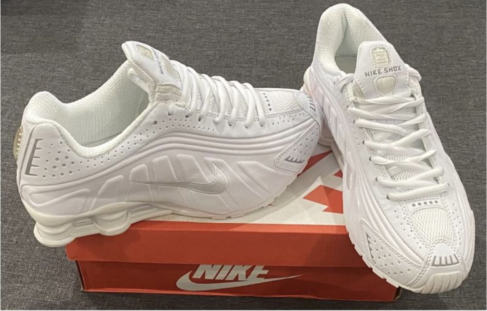 Мужские кроссовки Nike Shox R4 40-45 размер
