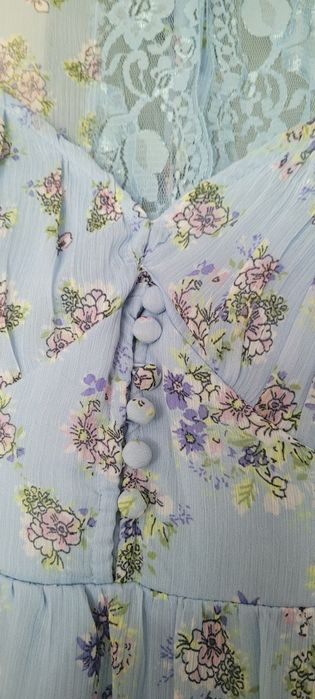 Asos błękitna długa sukienka w kwiatki