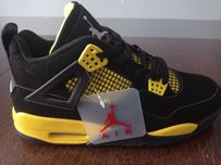 Jordan 4 thunder yellow 44