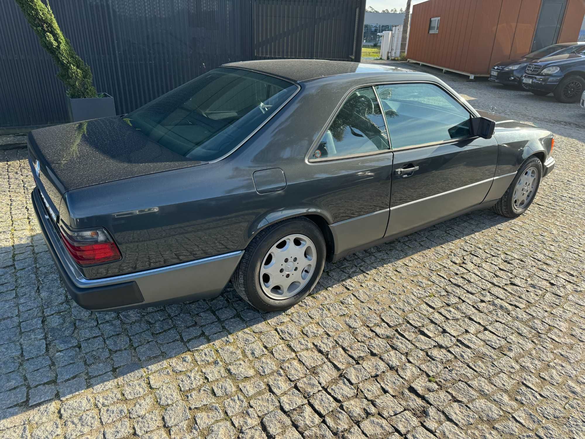 Mercedes 300CE Coupé