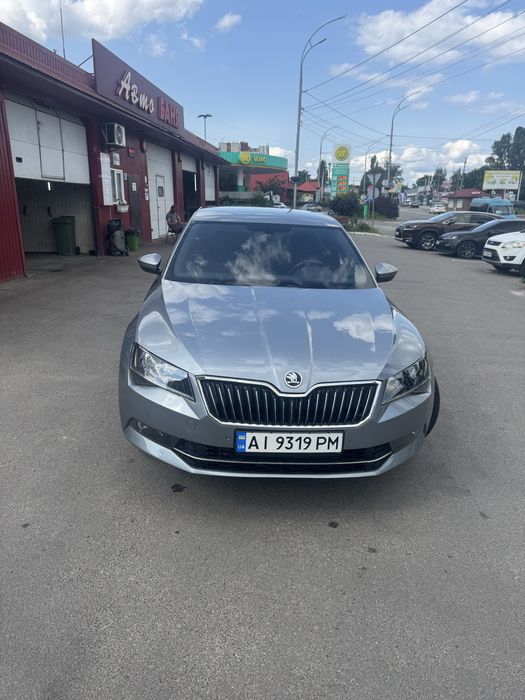 Продам Skoda superb 2.0