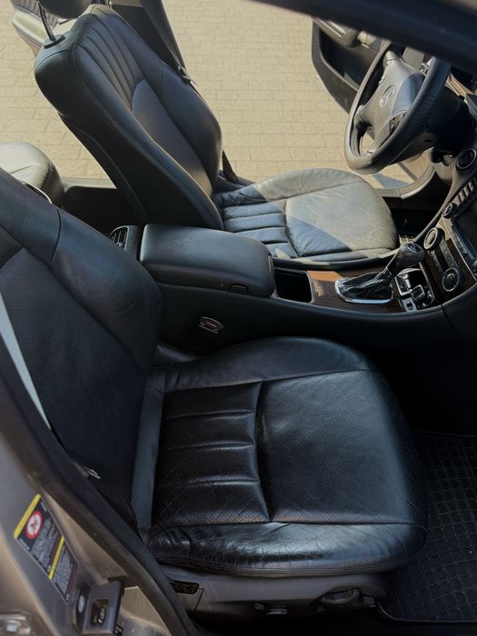 Mercedes C200 в гарному стані з 2005 року