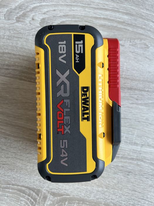 Акумулятор батарея DeWalt 18v DCBP318 3.5ah, flexvolt 12ah 9ah 2025pik