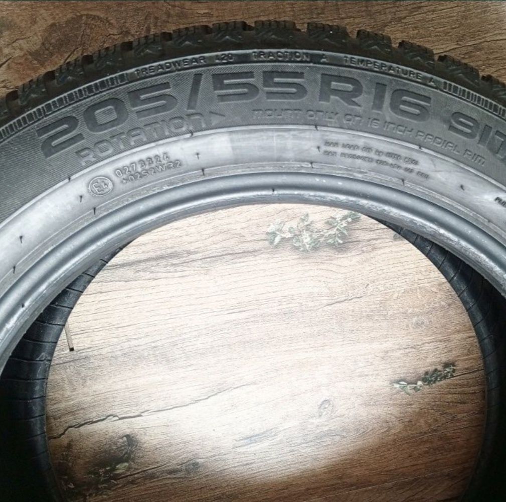 Nokian 205/55/16