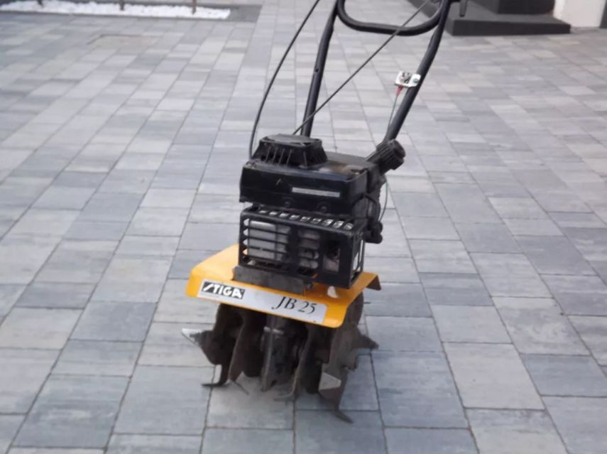 Glebogryzarka Stiga JB 25