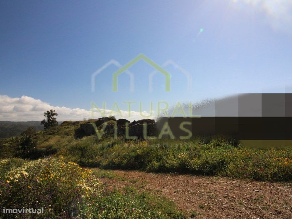 Ruína com Terreno e Vista Panorâmica em Tavira