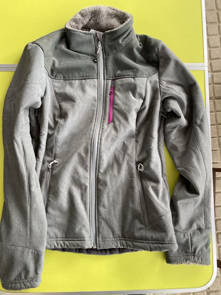 Blusão Quechua cinzento XS