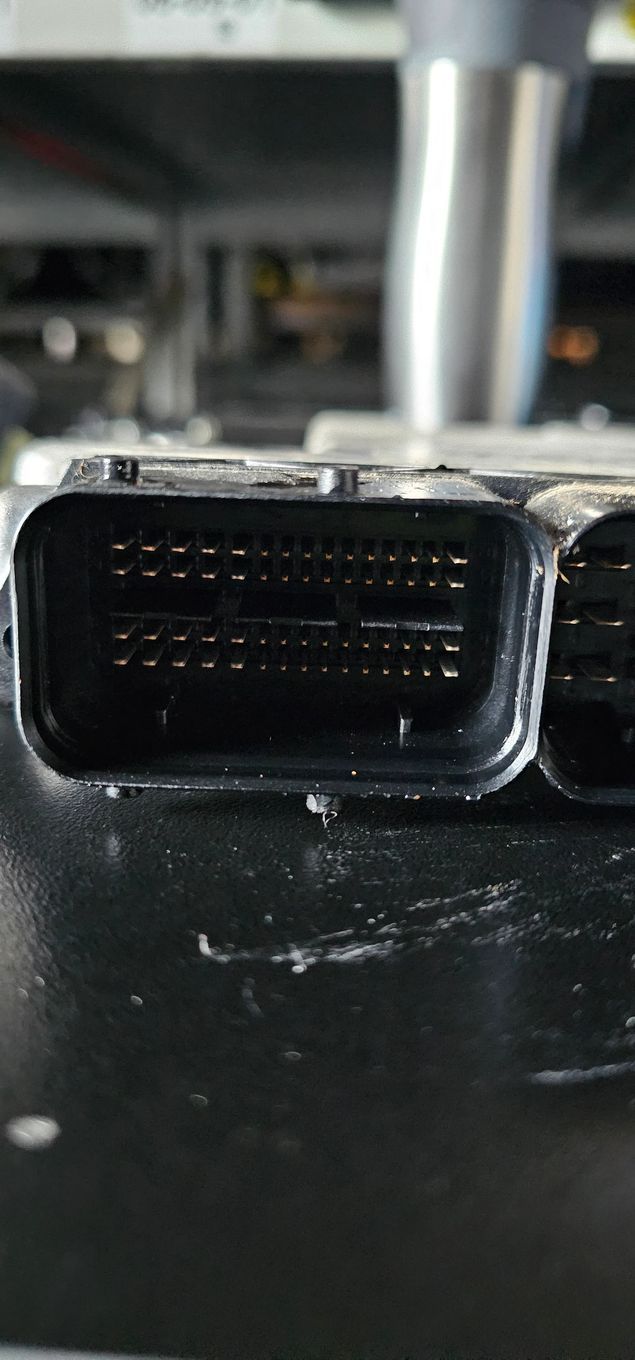 Komputer silnika sterownik Audi Rs4 4.2 8E1910560 0261S02165