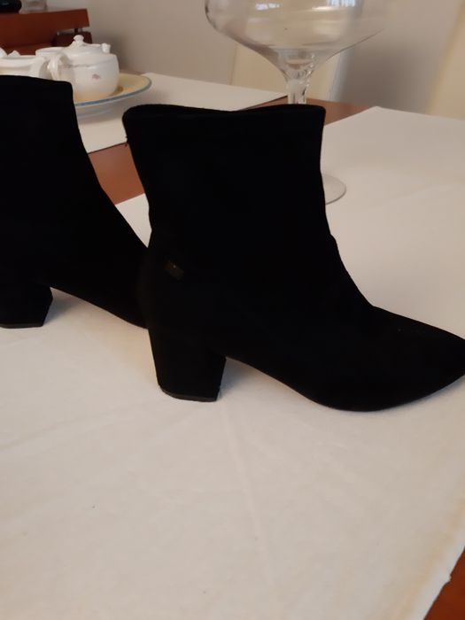 Botas pretas da sea side