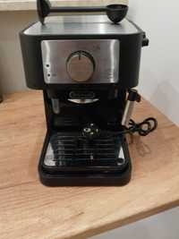 Ekspres kolbowy DeLonghi