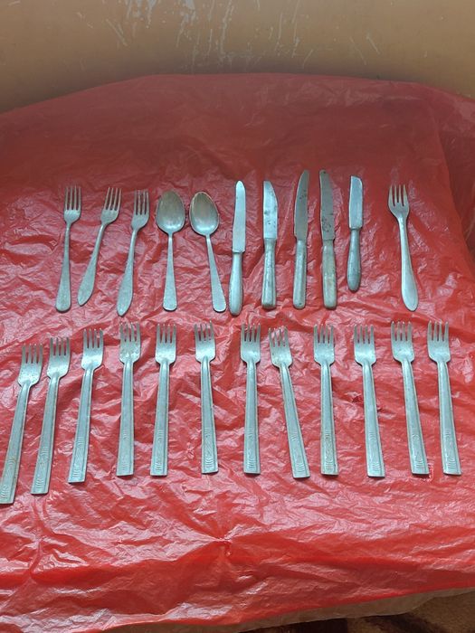 Stare sztućce aluminiowe z czasów PRL 23 sztuki