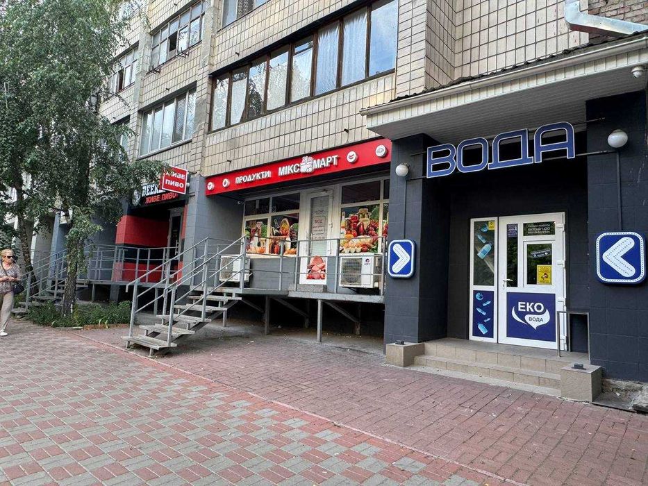 Продаж фасадного приміщення з орендарем. 11,5м² Печерськ, Бойчука, 25а