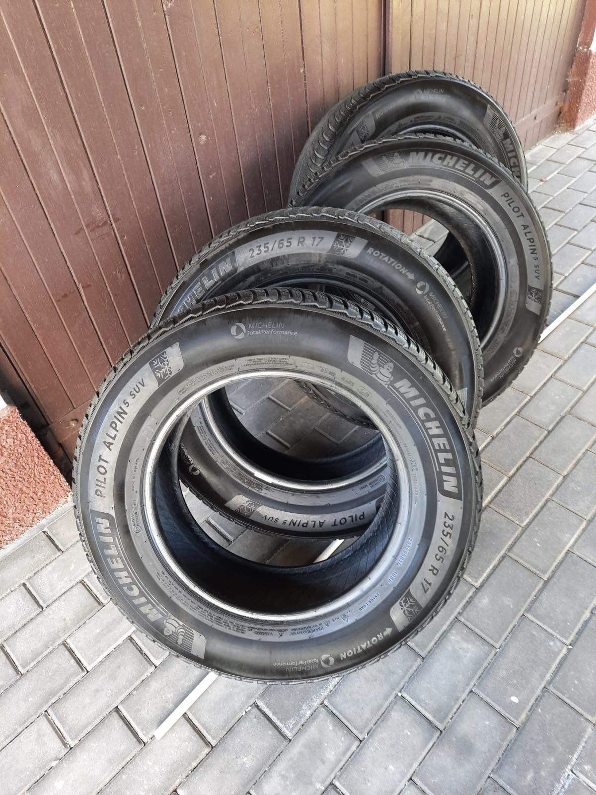 Opony zimowe Michelin 235/65 R17