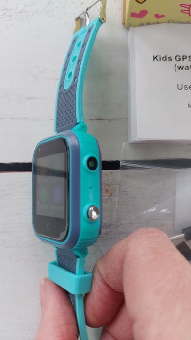 СРОЧНО!!! ПРОДАМ умные детские часы .Kids GPS Smart Watch(waterproof)