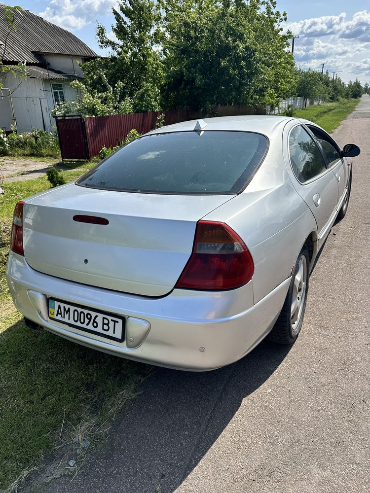Продаж Chrysler 300m