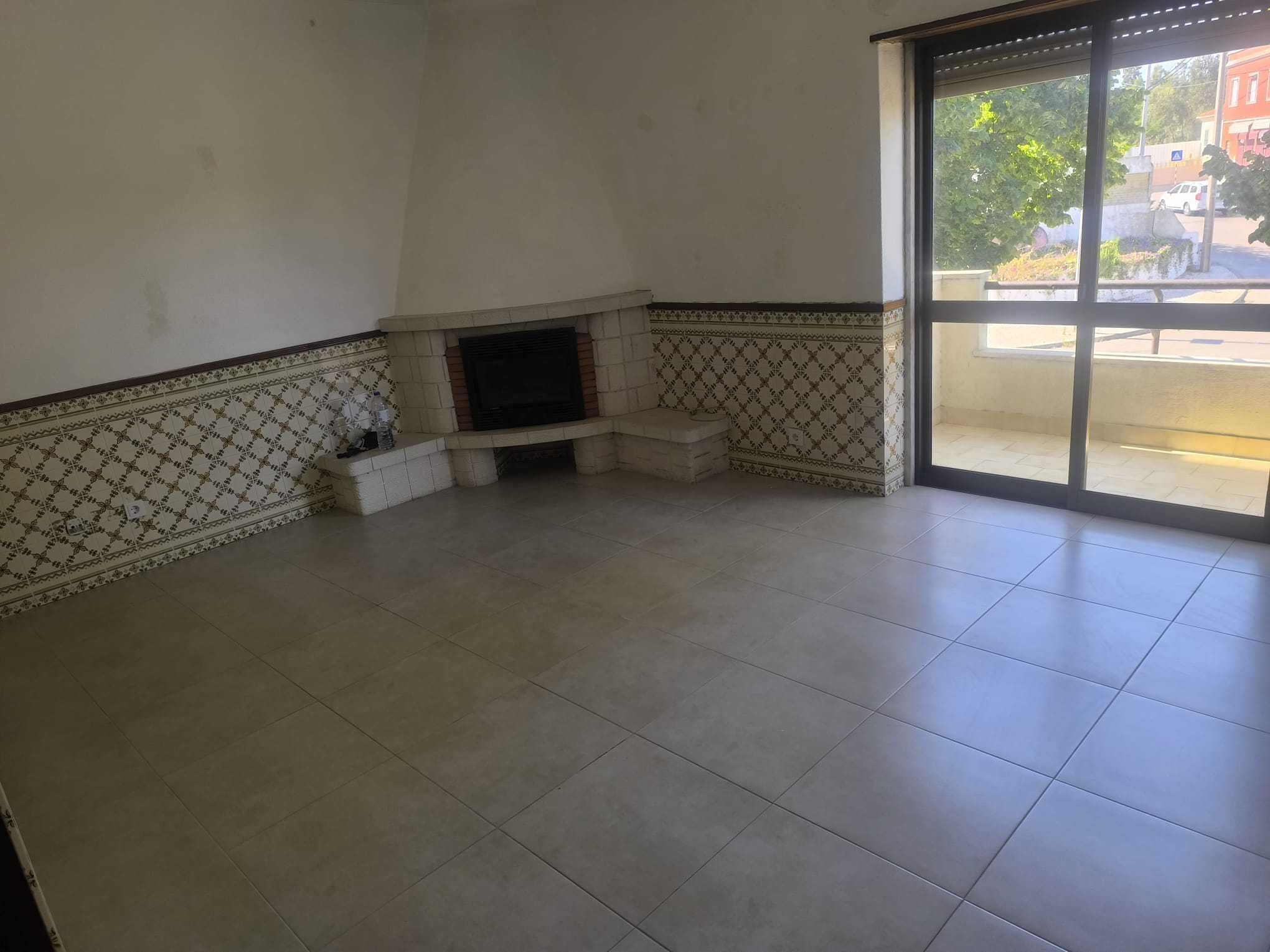 T3 - Vale da Romeira - Arrentela 104m2