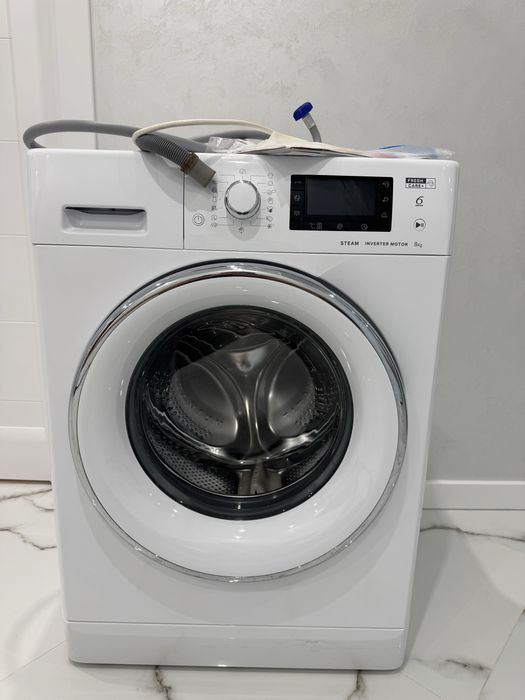 Пральна машина вузька  WHIRLPOOL FWSD 81283 WCV